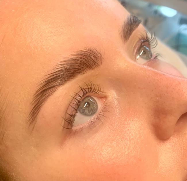 Lash lift and tint and brow lamination
