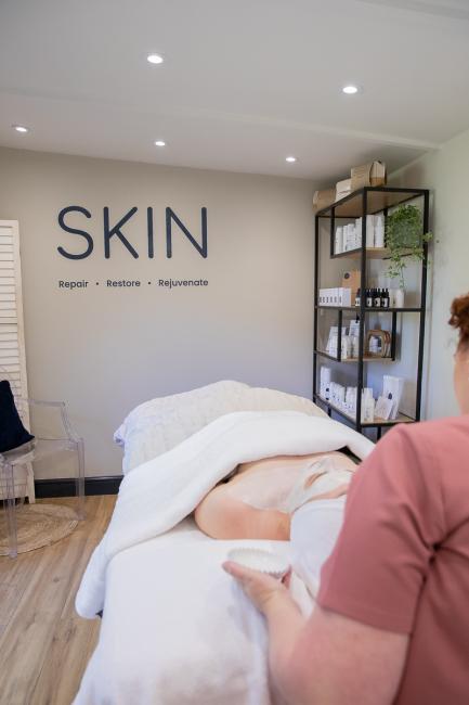 Skin by Leanne Moss, salon photo 2