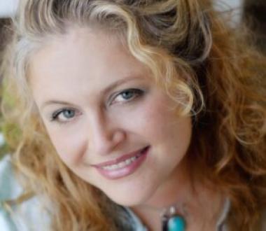 Robin-Lee-HS1-300x300