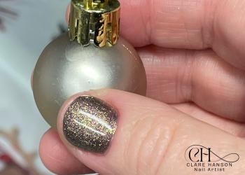 Gel polish mani Christmas pose - Antique Shimmer Gel Polish