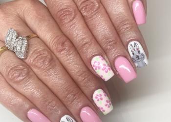 Easter bunny nail art 